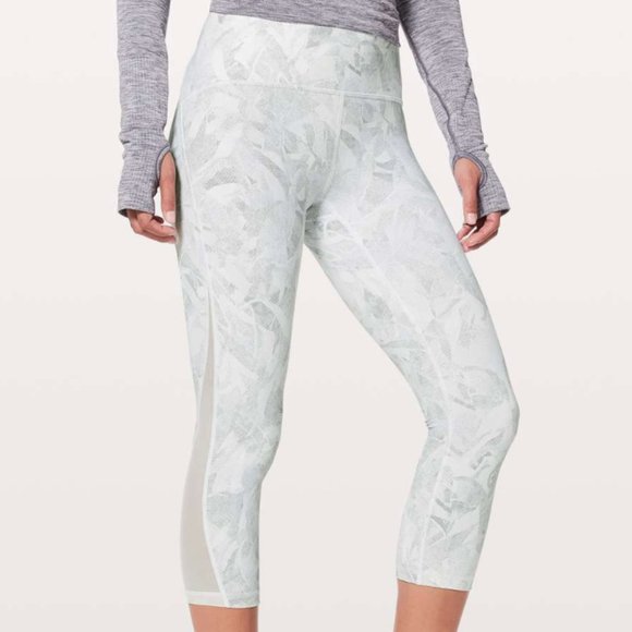 Lululemon Train Times Crop *21" Jasmine White Multi / White - Picture 7 of 10